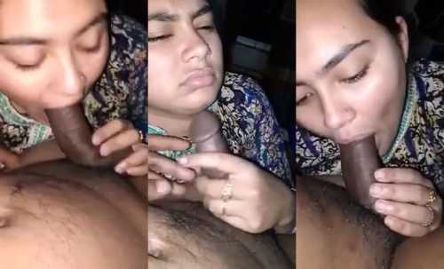 Desi Horny Girl Rubbing Pussy